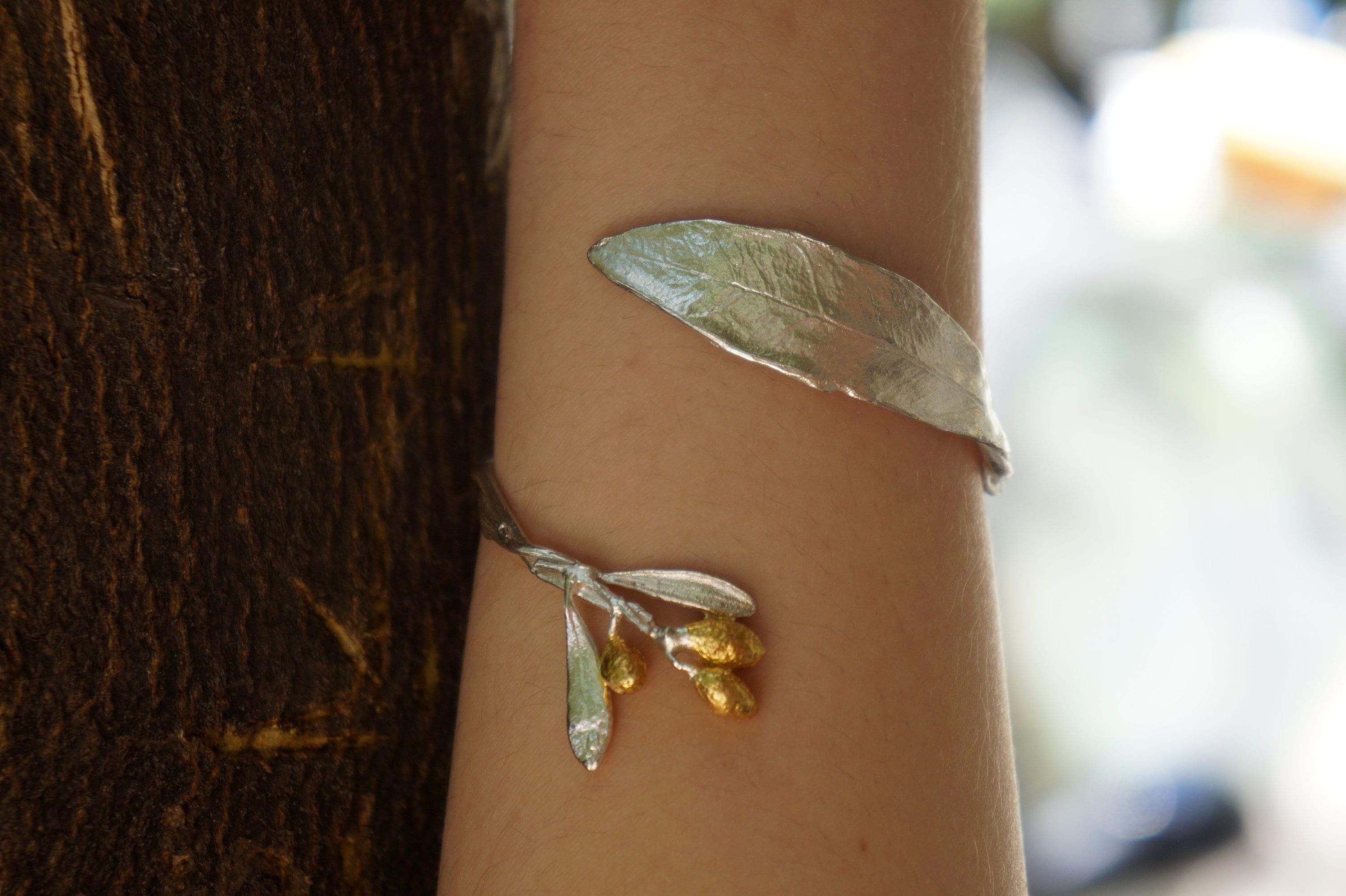 Gold Leaf Veins Bracelet